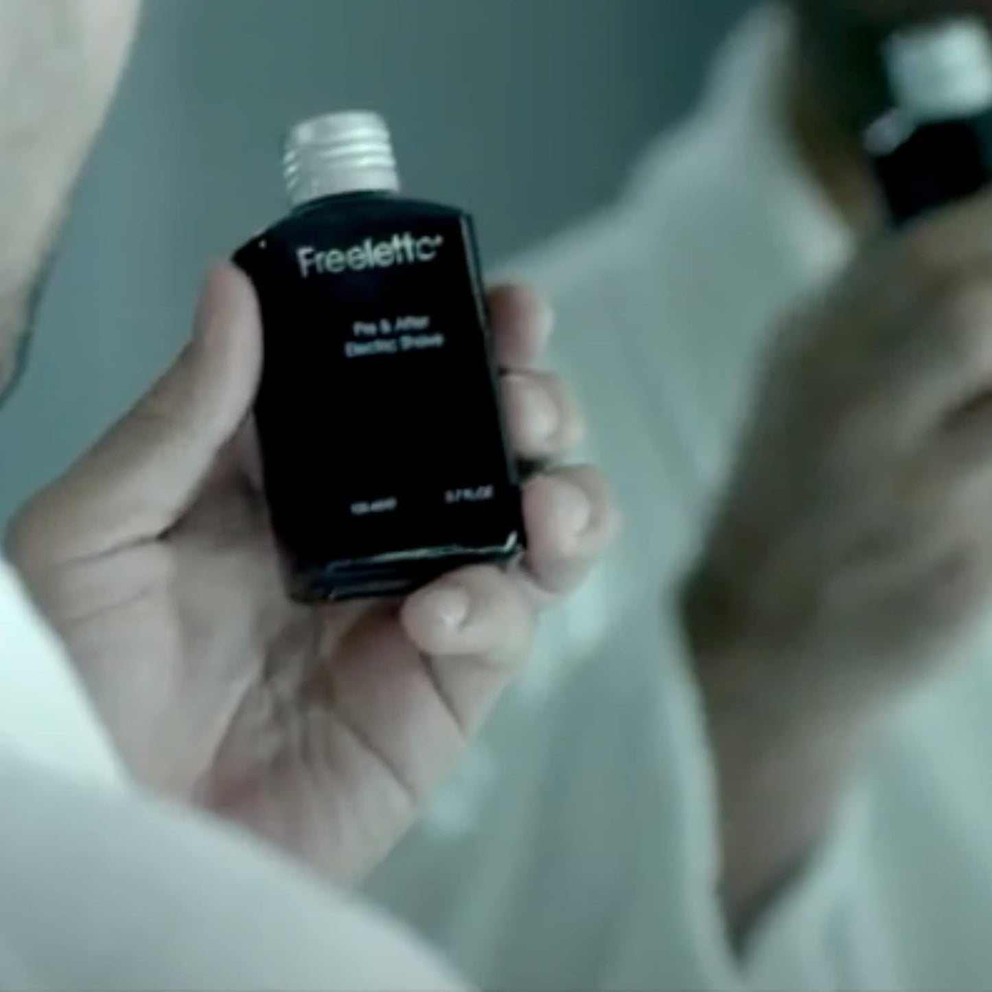 Pre Electric Shave After Shave Lotion Cream - Close Shave Balm - Smooth Irritation Free Shaving - Cooling Pre and Post Shave Balm. Freelette (MINT/BERGAMOT) 3.76 FL.OZ