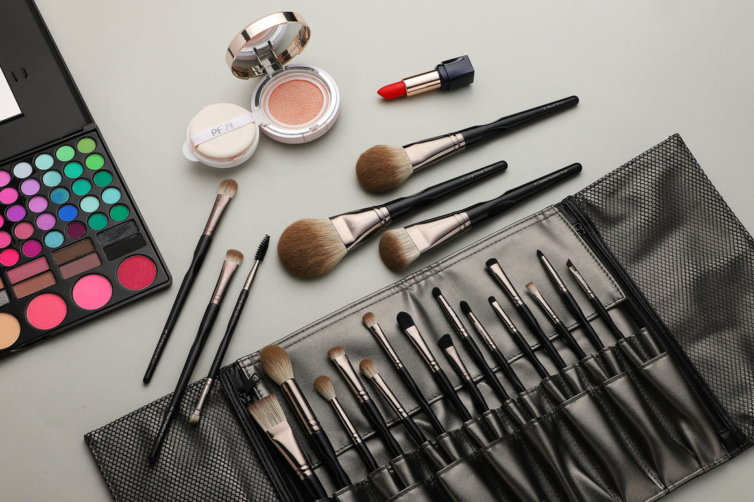 Beginner’s Guide to Eye Makeup Brushes