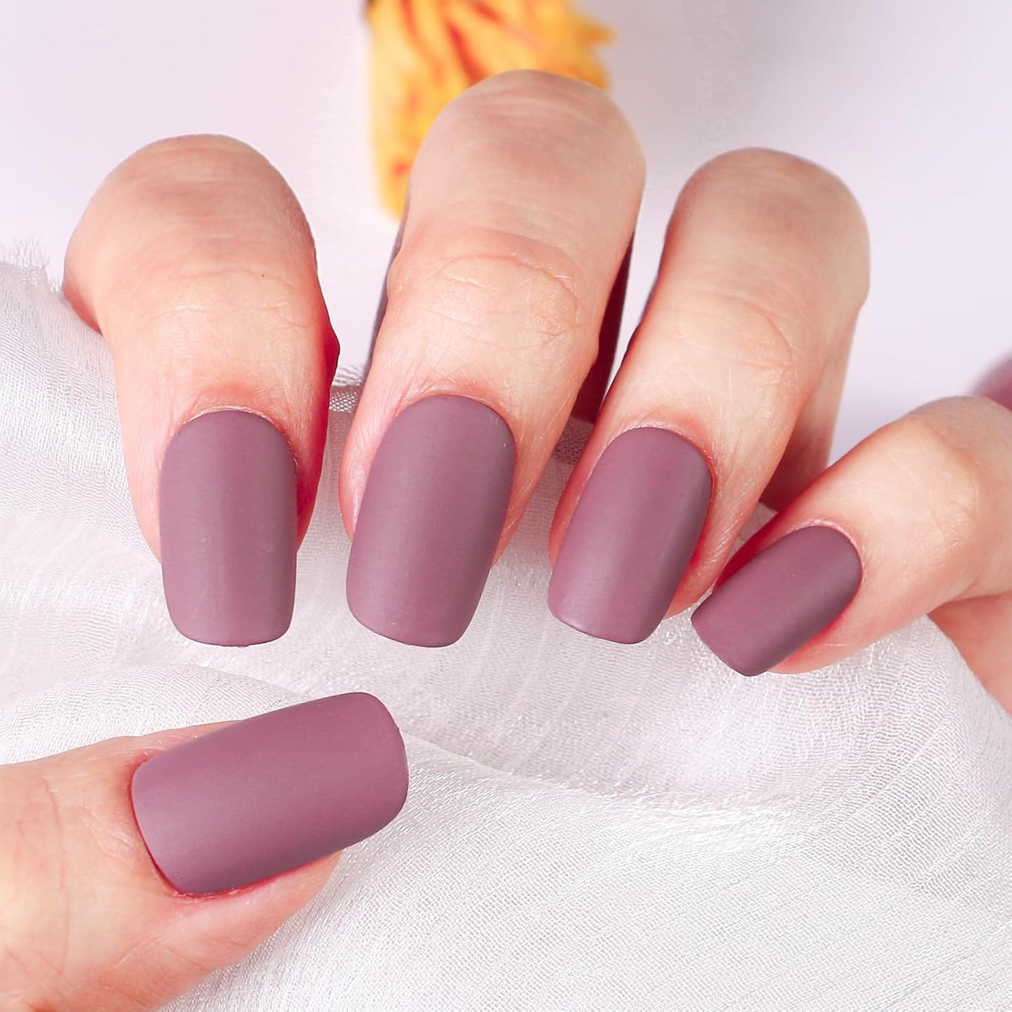 Matte Nail Polish Quick Dry Nail Lacquer for Nail Art Varnish, Mist Effect Matte Finish Velvet Nail Polish, 0.35 fl oz (Glamour Purple-24, 10 ML)