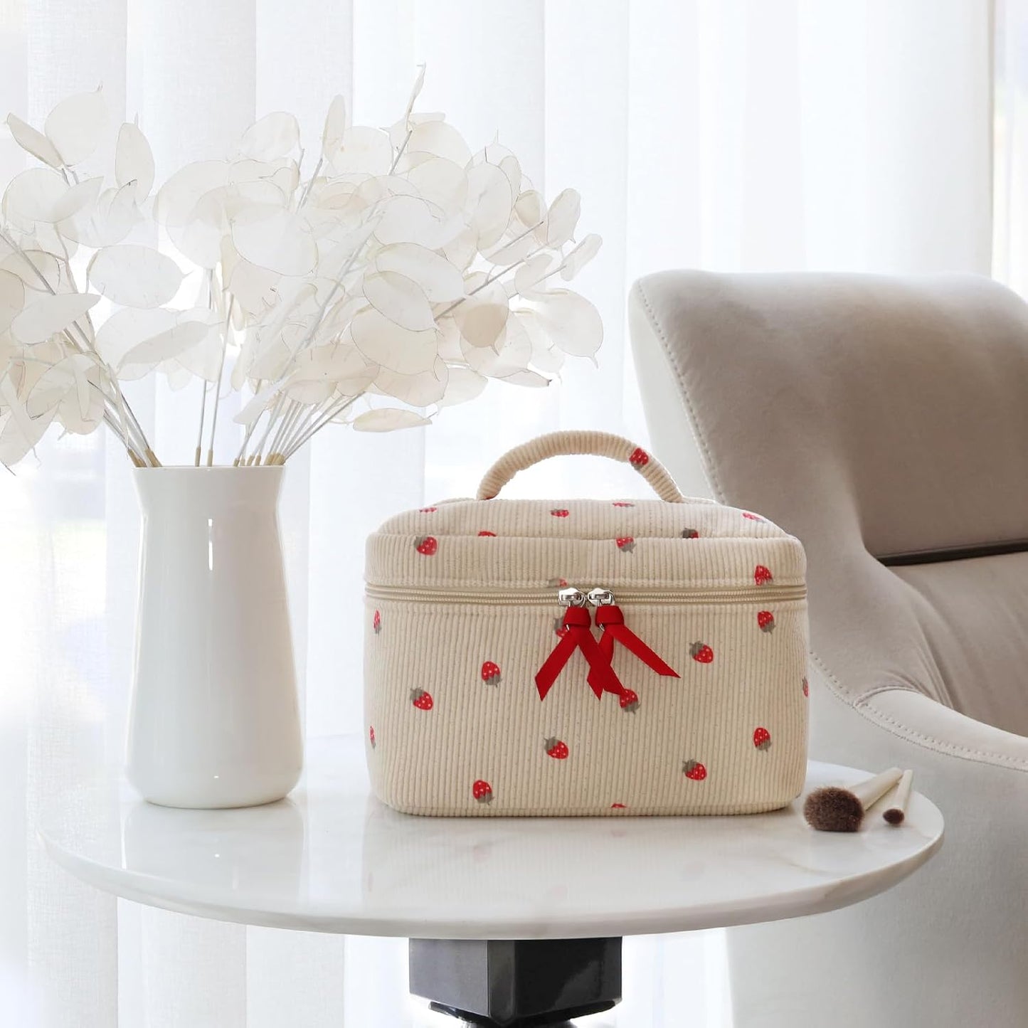 Prite Corduroy Large Travel Quilted Makeup Bag for Women Floral Cotton Cosmetic Bag Coquette Aesthetic Floral Toiletry Organizer Bag(Strawberry)