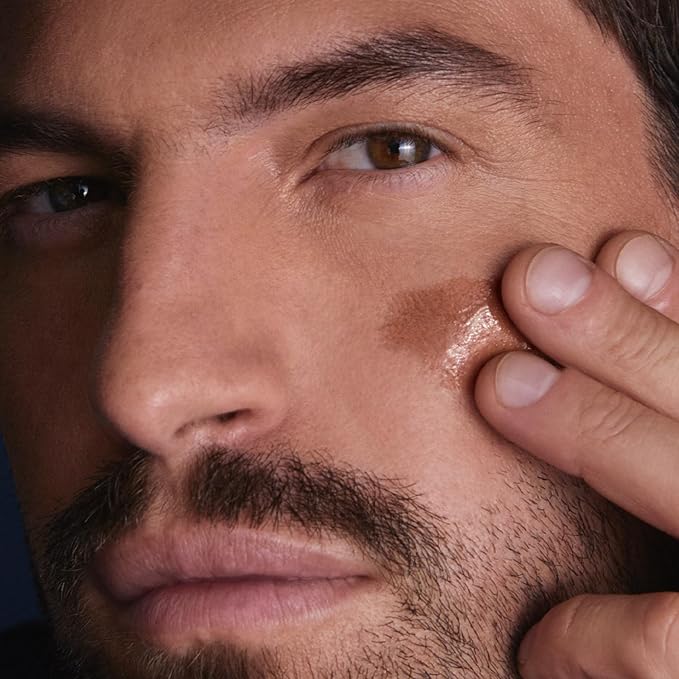 Pupa Milano Bronzing Gel, 001, 1.01 oz - Tan Effect Bronzer Gel - Liquid Matte Bronzer - Lightweight - With Hydrating Coconut Water - Makeup for Men