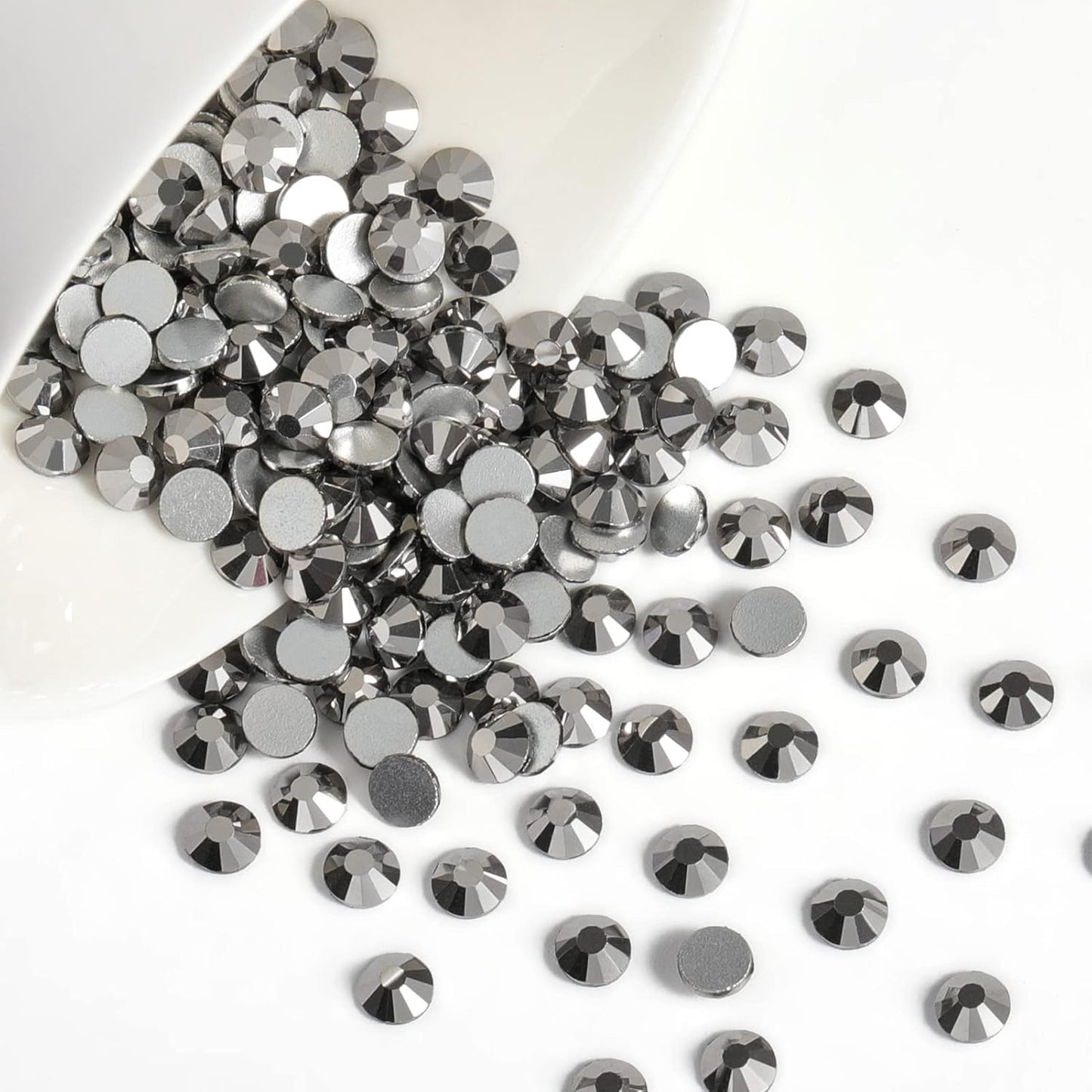 Beadsland 1440 Pieces Flat Back Crystal Rhinestones Round Gems,Hematite,SS20,4.6-4.8mm
