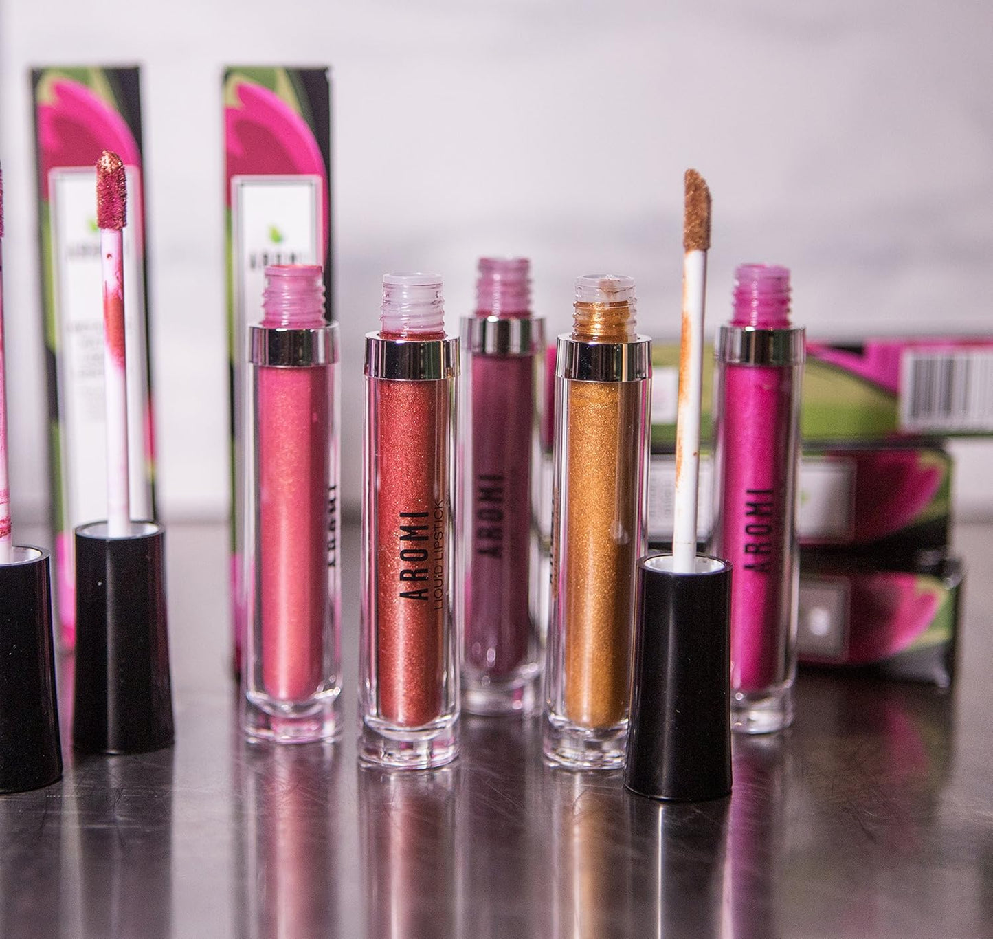 Aromi Burnt Pumpkin Metallic Liquid Lipstick | Orange Gold Lip Color with Shimmery Finish, Vegan, Cruelty-free, Long-lasting, Waterproof (Chewy Apricot)